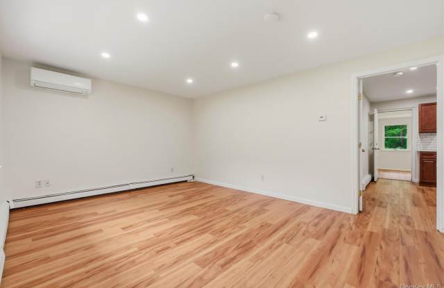133 N Smith Road Gallery 2