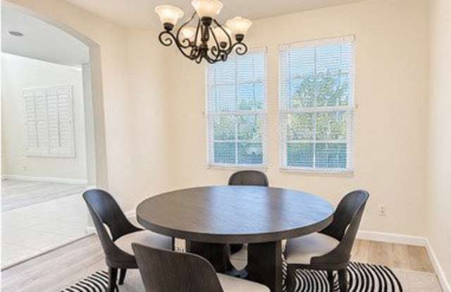 3249 East Drycreek Road Gallery 3