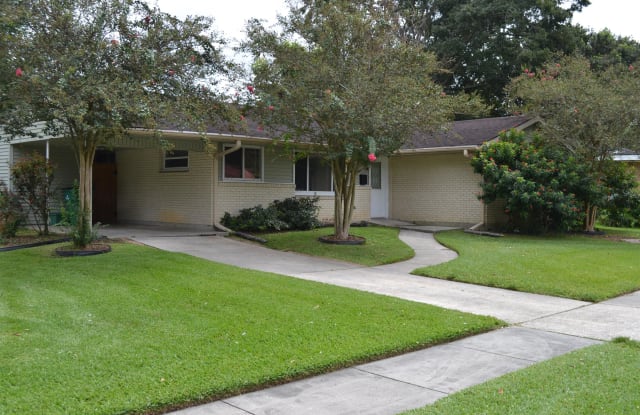 2917 Green Acres Road - 2917 Green Acres Road, Metairie, LA 70003