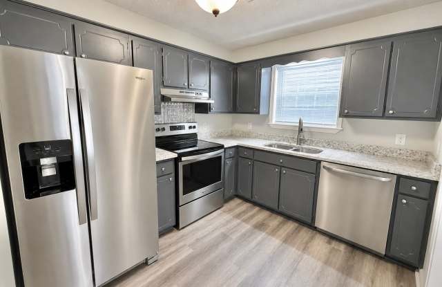 1006 Creekside Gallery 4