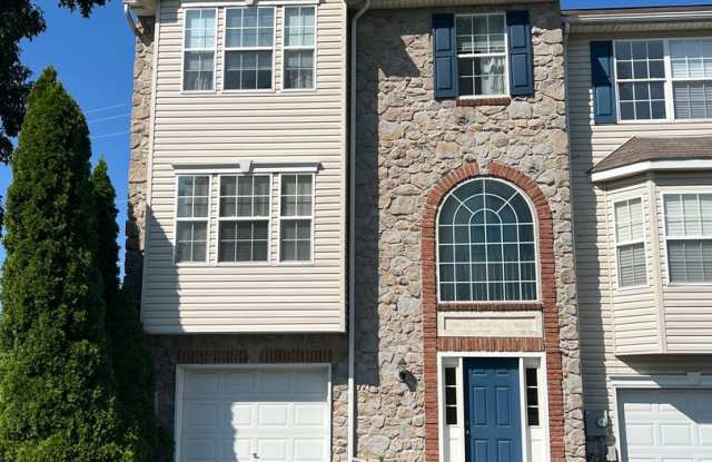 Charming 3-Bedroom Home with Modern Upgrades in Shrewsbury photos photos