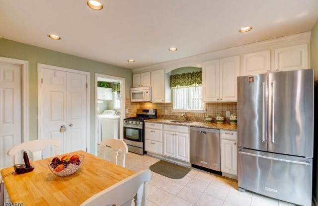 4624 Bloomingdale Drive photos photos 4624 Bloomingdale Drive photos photos