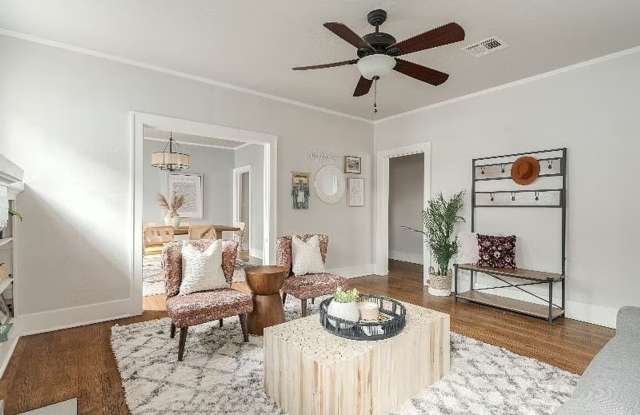 Charming 3BR House in Oklahoma City Gallery 4