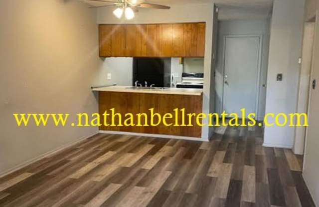 1294 E Houston St photos photos