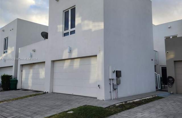 6331 NW 105th Ct - 6331 Northwest 105th Court, Doral, FL 33178