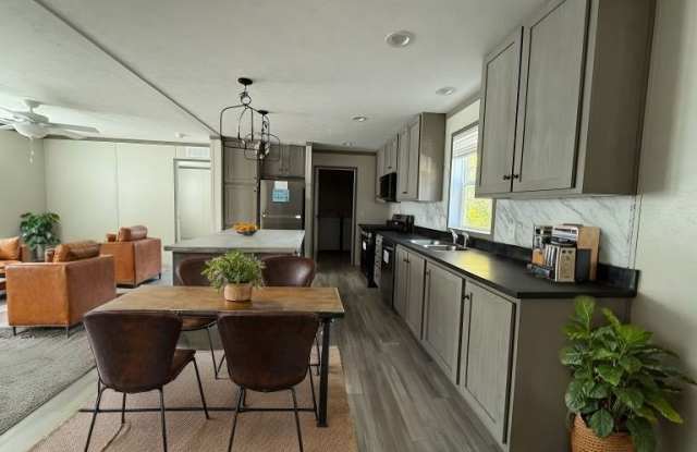 5417 S Deadwood Drive - 5417 South Deadwood Drive, Kalamazoo, MI 49002