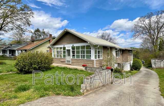 702 Fairview Rd photos photos