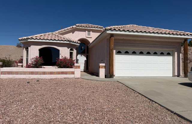 3BR Pegasus Ranch Estates Home-2Car Boat-Deep Garage 2030 Square feet! Gallery 1