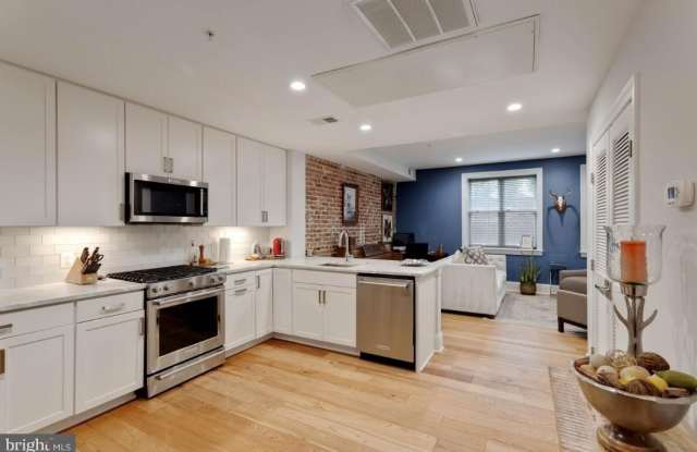 819 D STREET NE - 819 D Street Northeast, Washington, DC 20002