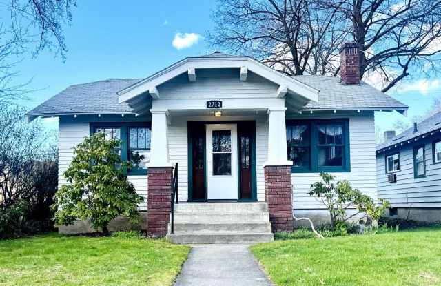 Charming Freshly Remodeled Home Steps from Kendall Yards & Centennial Trail photos photos