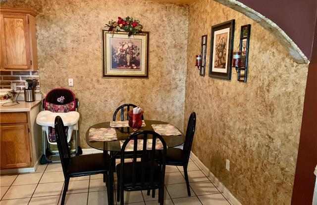 1100 Oak Knoll Drive Gallery 4