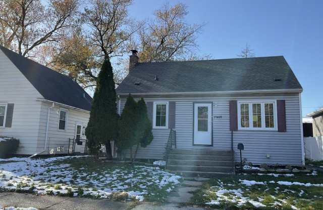 17614 Community Street photos photos