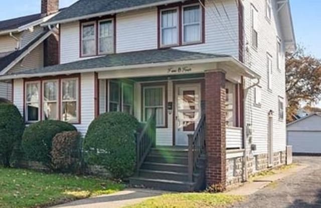504 E Laurel Blvd - 504 Laurel Blvd, New Castle, PA 16101