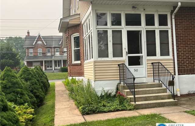 543 W Emaus Avenue Gallery 4