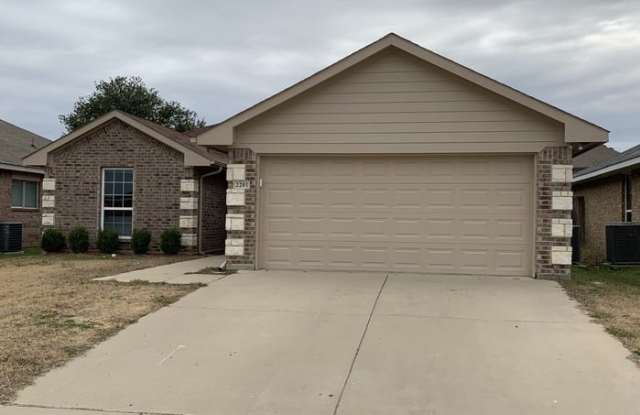 2201 Natchez Drive - 2201 Natchez Drive, Ennis, TX 75119