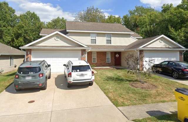 Four-bedroom, three-bathroom photos photos