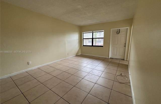 7311 NW 37th St photos photos