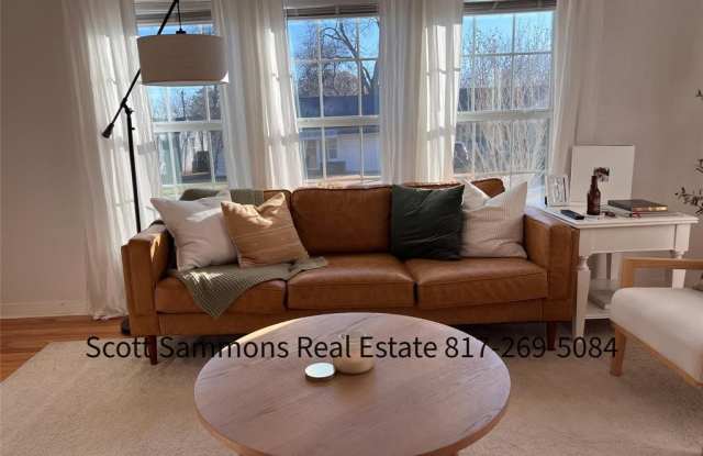 3808 Collinwood Avenue Gallery 2