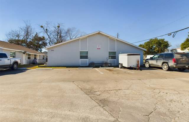 1900 Finfeather Road photos photos