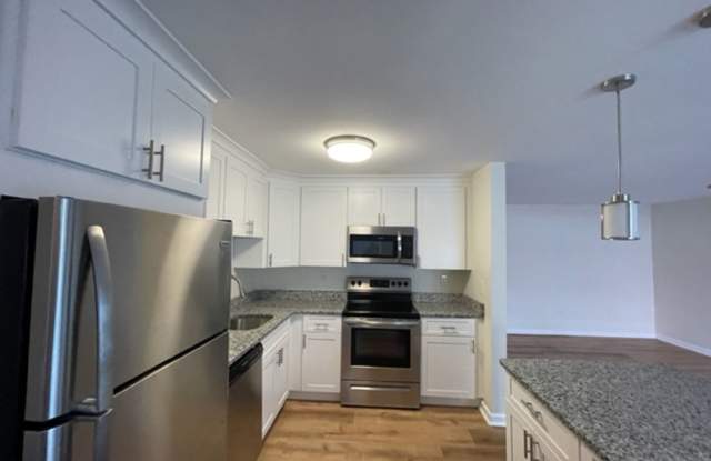 115 S Main St photos photos