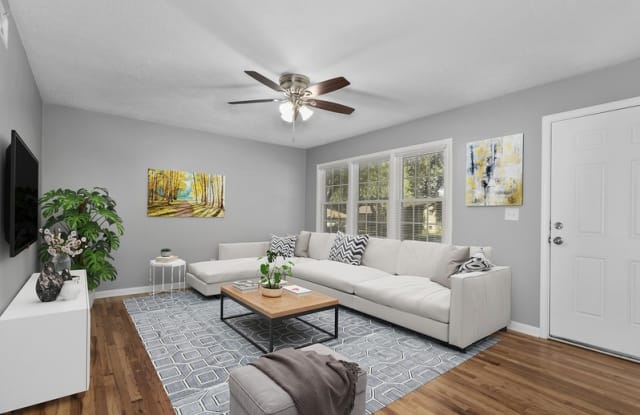 711 SW 7th St photos photos