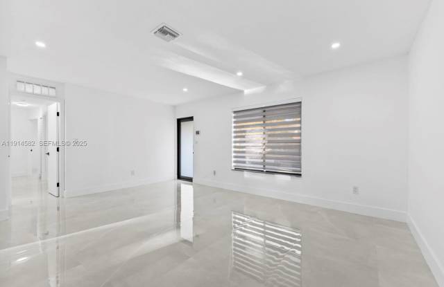 19850 Franjo Road Gallery 3