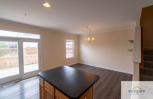 11 Hallsdale Ct Gallery 3