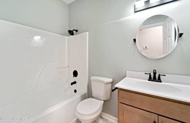 405 Windsong Court Gallery 3