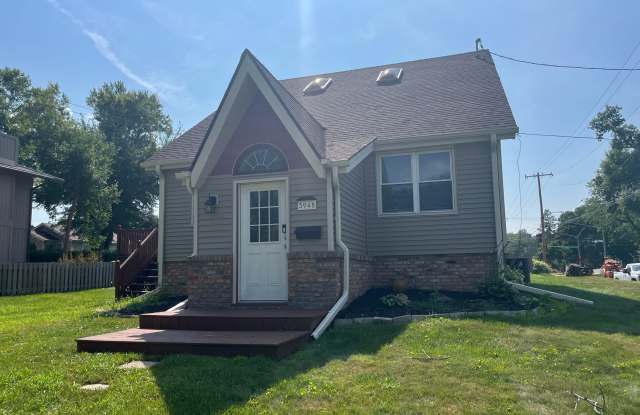 3948 43rd Street - 3948 43rd Street, Des Moines, IA 50310