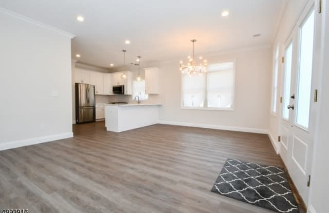 4 ROOSEVELT ST - 4 Roosevelt Street, Morris County, NJ 07440