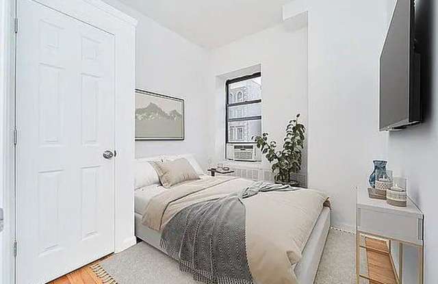 150 Manhattan Avenue Gallery 2