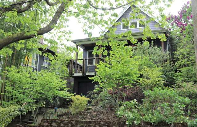 907 22nd Avenue - 907 22nd Avenue, Seattle, WA 98122