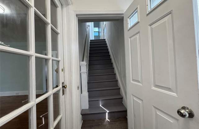 267 Plainfield Avenue Gallery 4