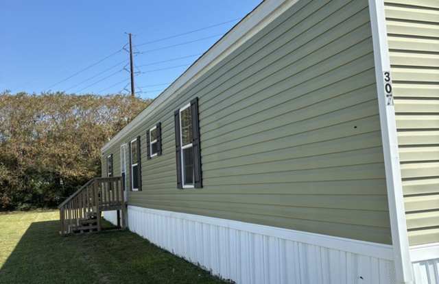 307 Tracey Court Gallery 1