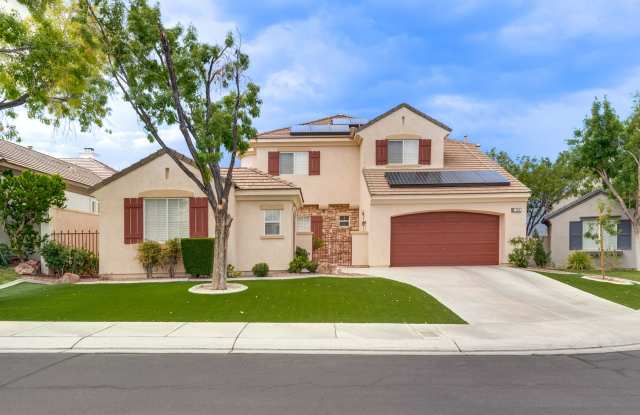 Luxurious, Entertainers Dream 4 Bedroom Home photos photos