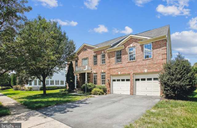 19271 MILL SITE PLACE - 19271 Mill Site Place, Lansdowne, VA 20176