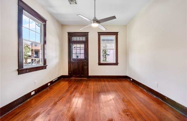 1707 Rousselin Drive Gallery 2