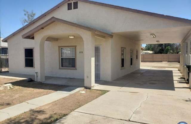 658 S Cesar Chavez St photos photos