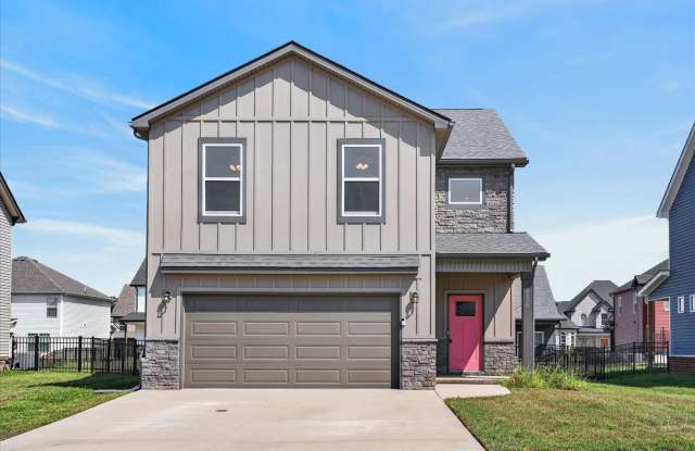 4 Bedroom Dog Friendly Home For Rent Near Post! Gallery 1