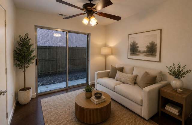 241 Maynard Terrace SE #5 Gallery 4