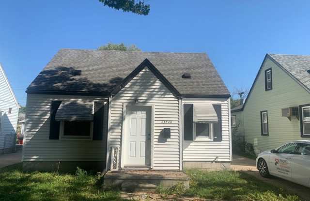 24528 Grove Avenue photos photos