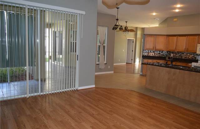 6245 SILVER OAKS DRIVE Gallery 4