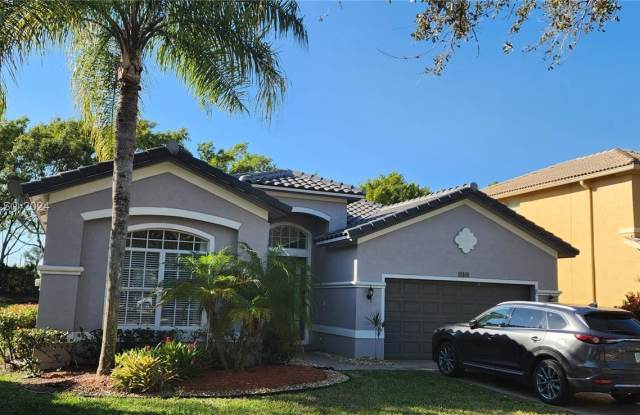 19100 Seneca Ave - 19100 Seneca Avenue, Weston, FL 33332