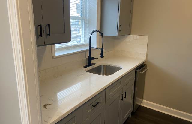 2711 165th St photos photos