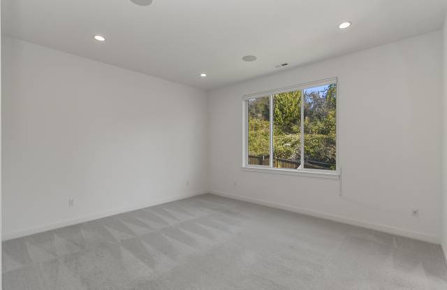 13455 185th Drive Southeast Gallery 2