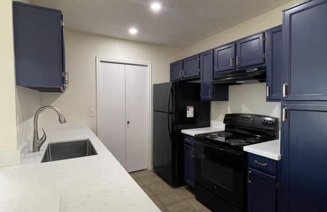 1942 S EMERSON Street - 1942 South Emerson, Mesa, AZ 85210