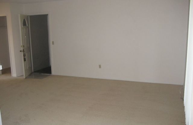 1641 Pentecost Way - #9 Gallery 4