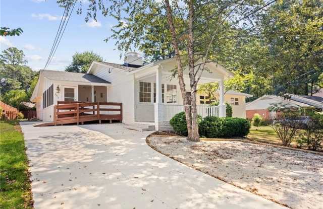 2173 Hannah Lane Gallery 2