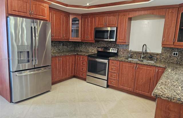 17215 SW 115th Ave photos photos