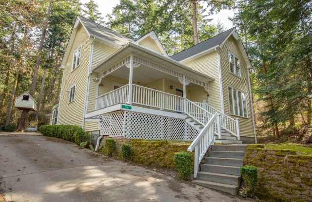 Gorgeous Coupeville Home is Ready for a New Tenant!!! photos photos